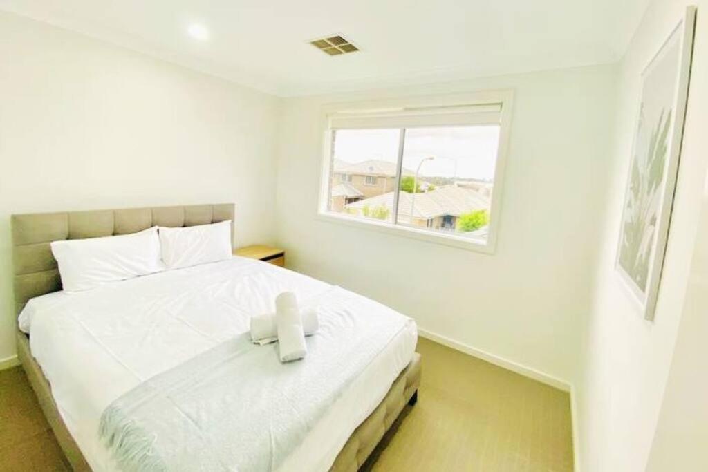 Kellyville 5Br Near Park And Shopping Mall Екстер'єр фото
