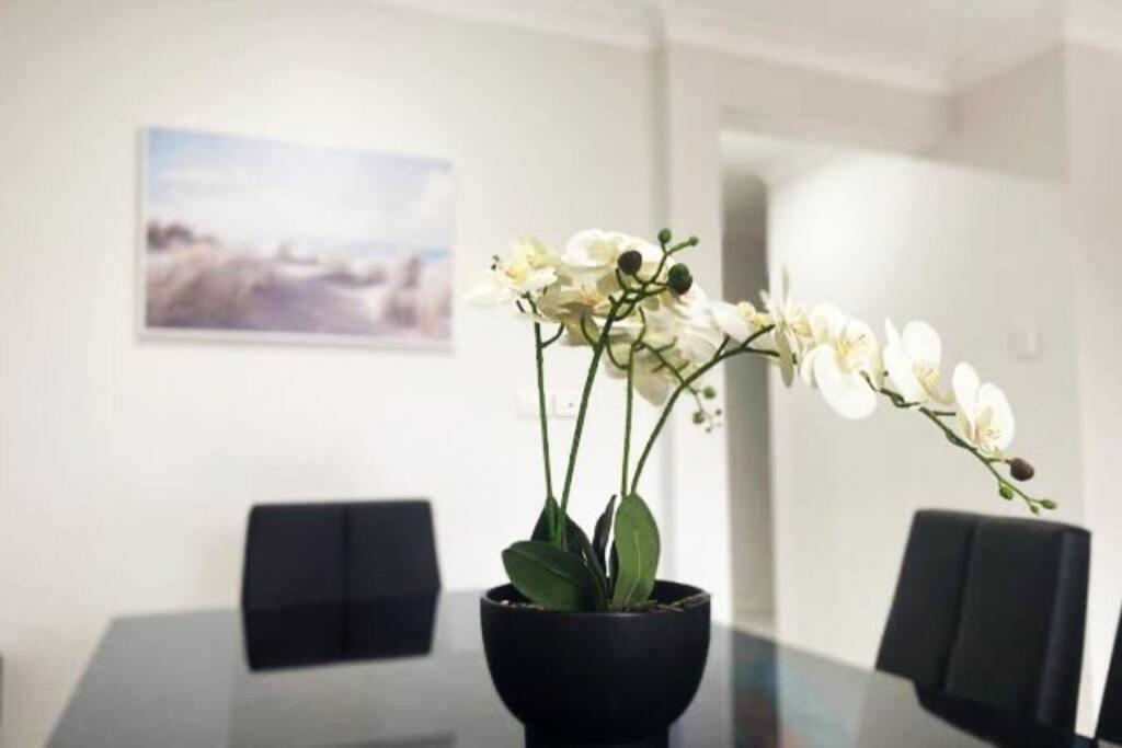 Kellyville 5Br Near Park And Shopping Mall Екстер'єр фото